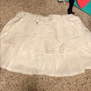 Lululemon pace setter skirt